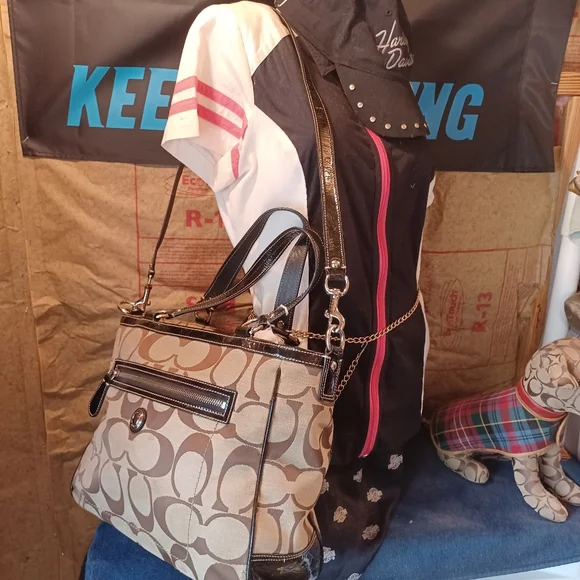 Coach Laura tote - Picture 10 of 12